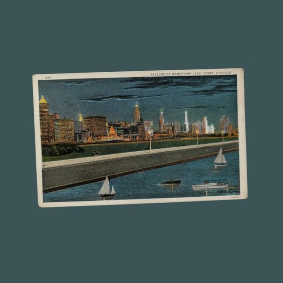 Vintage Blank Skyline of Downtown Lakefront Chicago Postcard - Picture 1 of 2